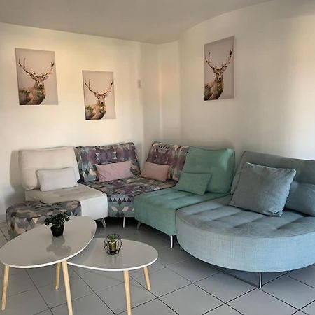 La Loggia Superbe Appartement Pierry Bagian luar foto